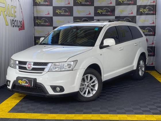 FIAT FREEMONT 2.4 PRECISION 16V GASOLINA 4P AUTOMÁTICO FIAT FREEMONT 2.4 PRECISION 16V GASOLINA 4P AUTOMÁTICO